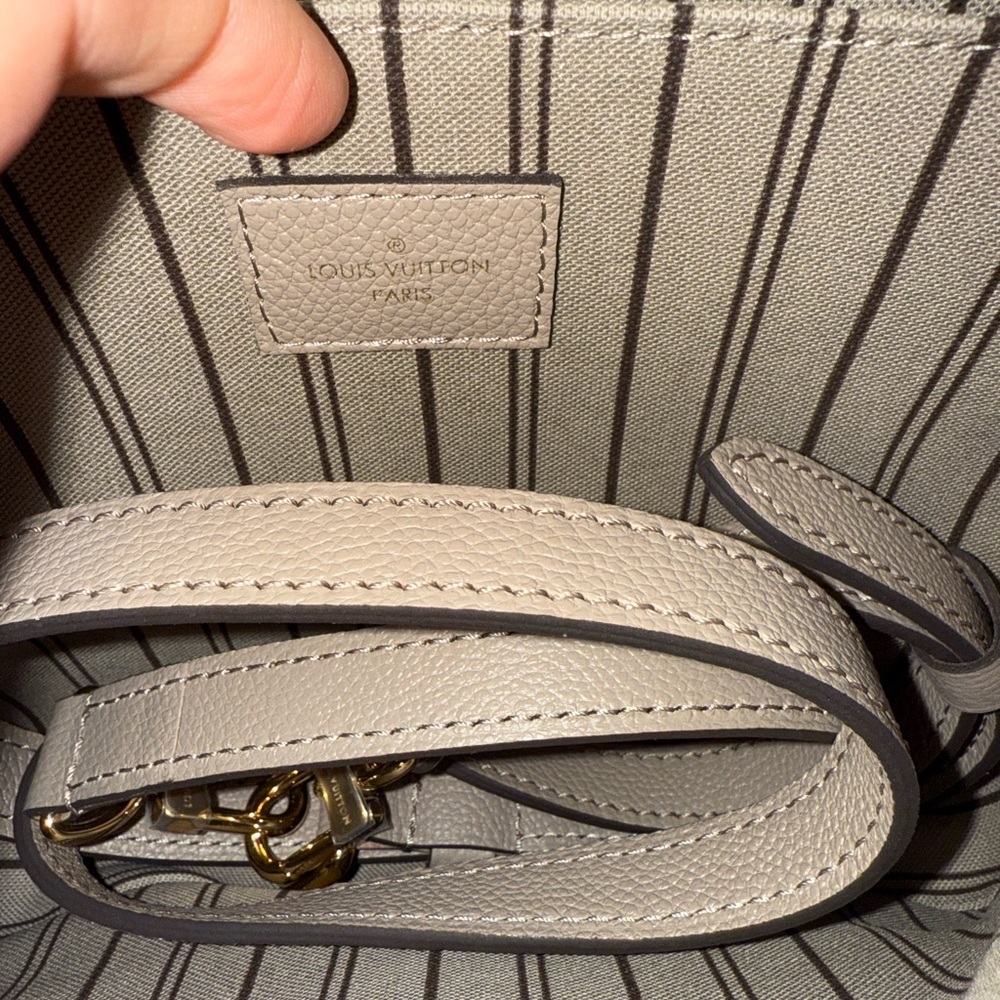 Louis Vuitton Taupe Monogram Women Bag - Picture 16 of 16